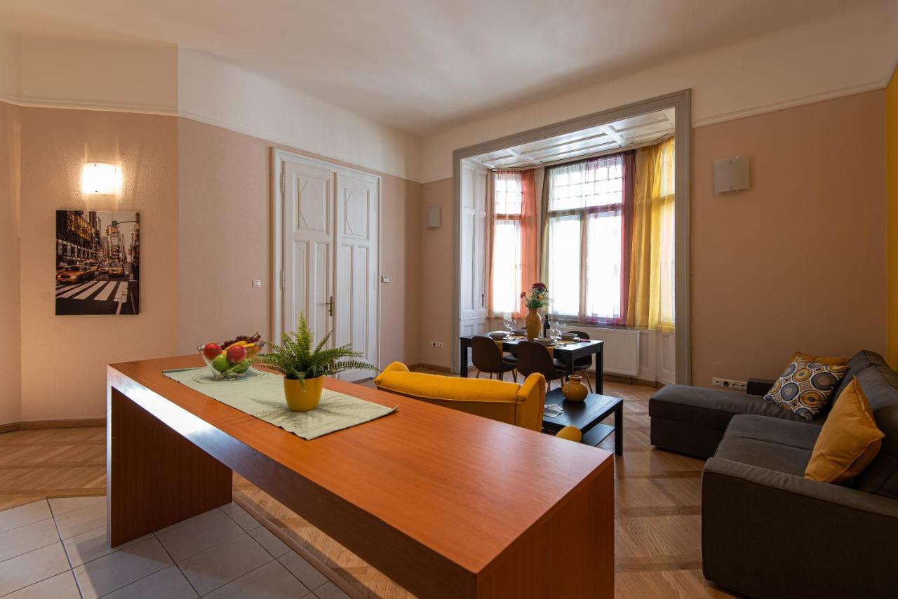 Patrik'S Budapest Center Apartment Esterno foto